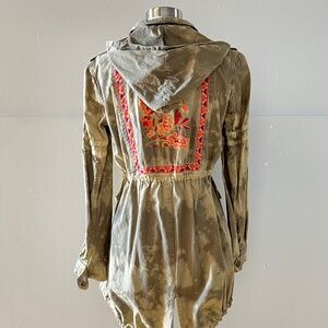 Free People Olive Green Camo Hooded Anorak Utility Jacket Embroidered Flower